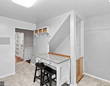 10163 Yorktown Way - Photo Thumbnail 32