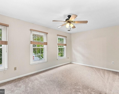 10163 Yorktown Way - Photo Thumbnail 42