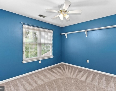 10163 Yorktown Way - Photo Thumbnail 28
