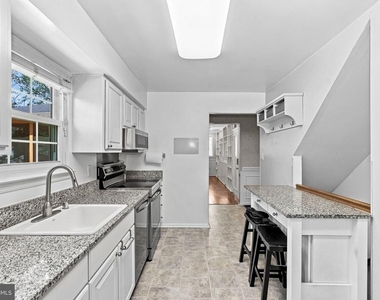10163 Yorktown Way - Photo Thumbnail 34