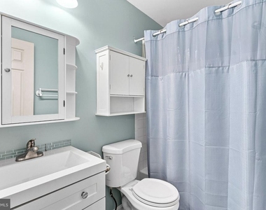 10163 Yorktown Way - Photo Thumbnail 33