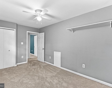 10163 Yorktown Way - Photo Thumbnail 31