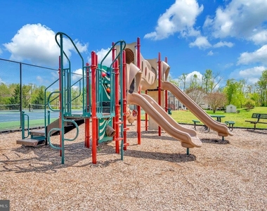 6504 6504 Hawkeye Drive - Photo Thumbnail 48