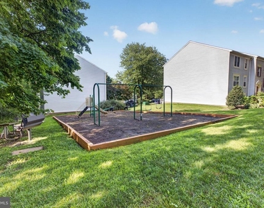 7742 New Providence Drive - Photo Thumbnail 35
