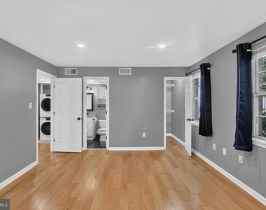 7742 New Providence Drive - Photo Thumbnail 23