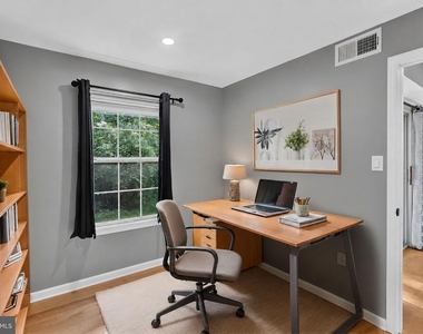 7742 New Providence Drive - Photo Thumbnail 25