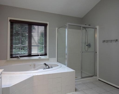 14015 Wood Rock Way - Photo Thumbnail 36