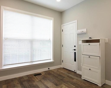 14015 Wood Rock Way - Photo Thumbnail 65
