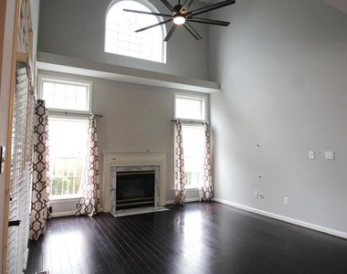 14015 Wood Rock Way - Photo Thumbnail 12