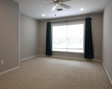14015 Wood Rock Way - Photo Thumbnail 25