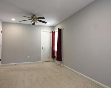 14015 Wood Rock Way - Photo Thumbnail 22