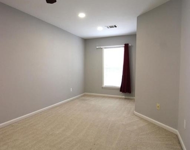 14015 Wood Rock Way - Photo Thumbnail 23