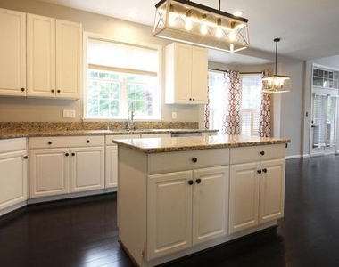 14015 Wood Rock Way - Photo Thumbnail 8