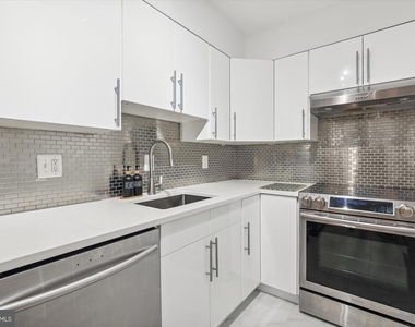 7621 Tremayne Place - Photo Thumbnail 9