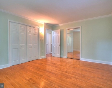 2405 Earlsgate Court - Photo Thumbnail 36