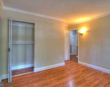 2405 Earlsgate Court - Photo Thumbnail 24