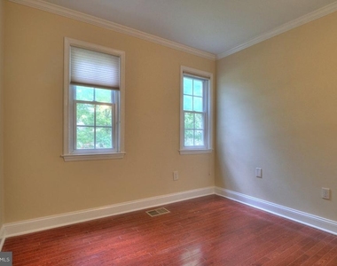 2405 Earlsgate Court - Photo Thumbnail 30