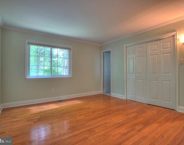 2405 Earlsgate Court - Photo Thumbnail 54