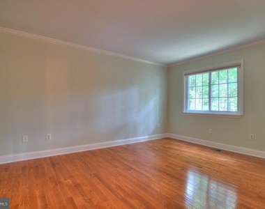 2405 Earlsgate Court - Photo Thumbnail 44