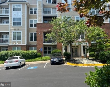 2700 Bellforest Court - Photo Thumbnail 16