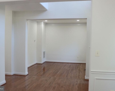 8140 Gilroy Drive - Photo Thumbnail 37