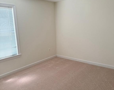 8140 Gilroy Drive - Photo Thumbnail 17