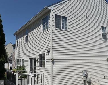 8140 Gilroy Drive - Photo Thumbnail 40