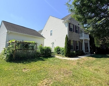 8140 Gilroy Drive - Photo Thumbnail 32