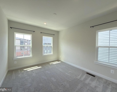 14441 Albemarle Point Place - Photo Thumbnail 31
