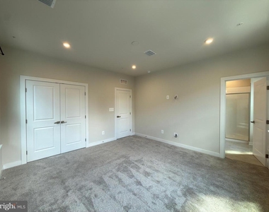 14441 Albemarle Point Place - Photo Thumbnail 22