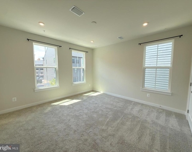 14441 Albemarle Point Place - Photo Thumbnail 20