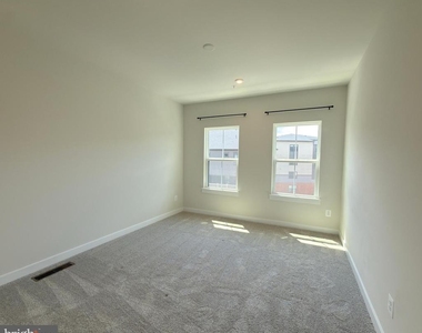 14441 Albemarle Point Place - Photo Thumbnail 29