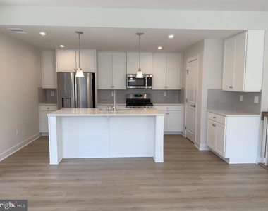14441 Albemarle Point Place - Photo Thumbnail 14