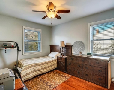 5710 Fenwick Drive - Photo Thumbnail 4