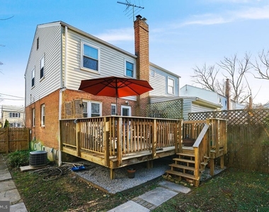 5710 Fenwick Drive - Photo Thumbnail 10