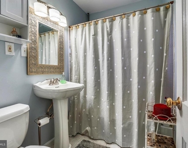 5710 Fenwick Drive - Photo Thumbnail 6