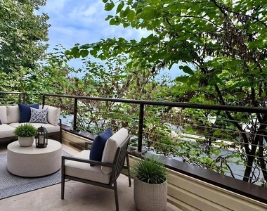 8435 Peace Lily Court - Photo Thumbnail 27