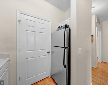 1580 Spring Gate Drive - Photo Thumbnail 29