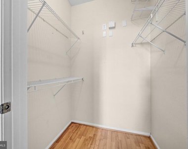 1580 Spring Gate Drive - Photo Thumbnail 37