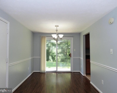 7125 Vantage Drive - Photo Thumbnail 7