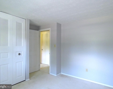 7125 Vantage Drive - Photo Thumbnail 19