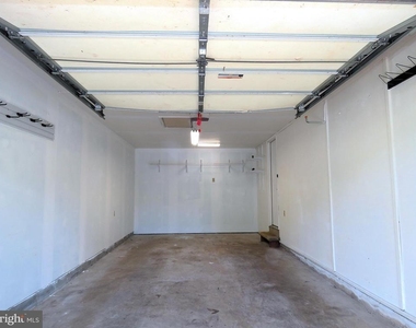 7125 Vantage Drive - Photo Thumbnail 39