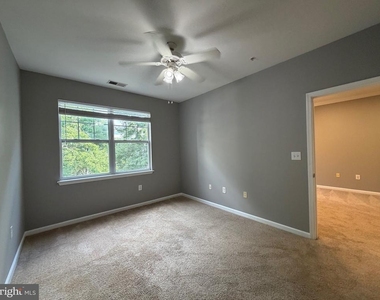 12945 Centre Park Circle - Photo Thumbnail 15