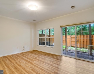 6490 Tayack Place - Photo Thumbnail 31