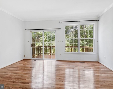 6490 Tayack Place - Photo Thumbnail 4