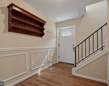 6508 Berkshire Drive - Photo Thumbnail 7