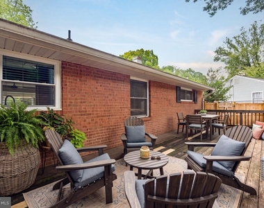 6508 Berkshire Drive - Photo Thumbnail 36