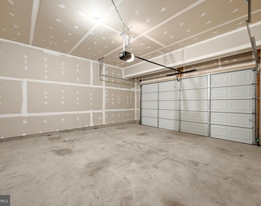 102 Curtain Fall Drive - Photo Thumbnail 49