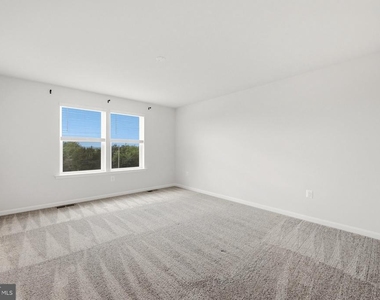 102 Curtain Fall Drive - Photo Thumbnail 33