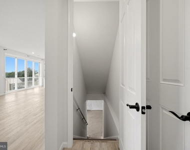 102 Curtain Fall Drive - Photo Thumbnail 45